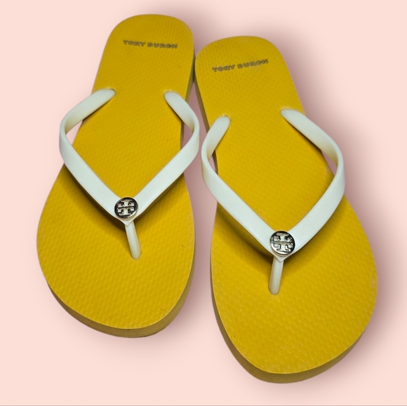 Tory Burch Kira Logo Medallion Flip Flops Sandals Yellow White 9 Comfort Light - Picture 1 of 3